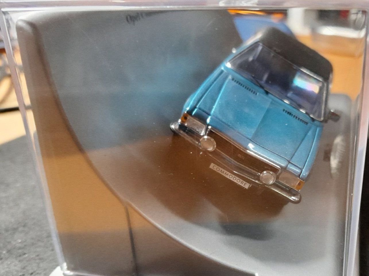 Opel Modellautos: Modellauto Opel Car Collection Commodore GS Coupè 1972-1977 – Neu (gemäss Beschreibung) aus Frick von Windguru 3