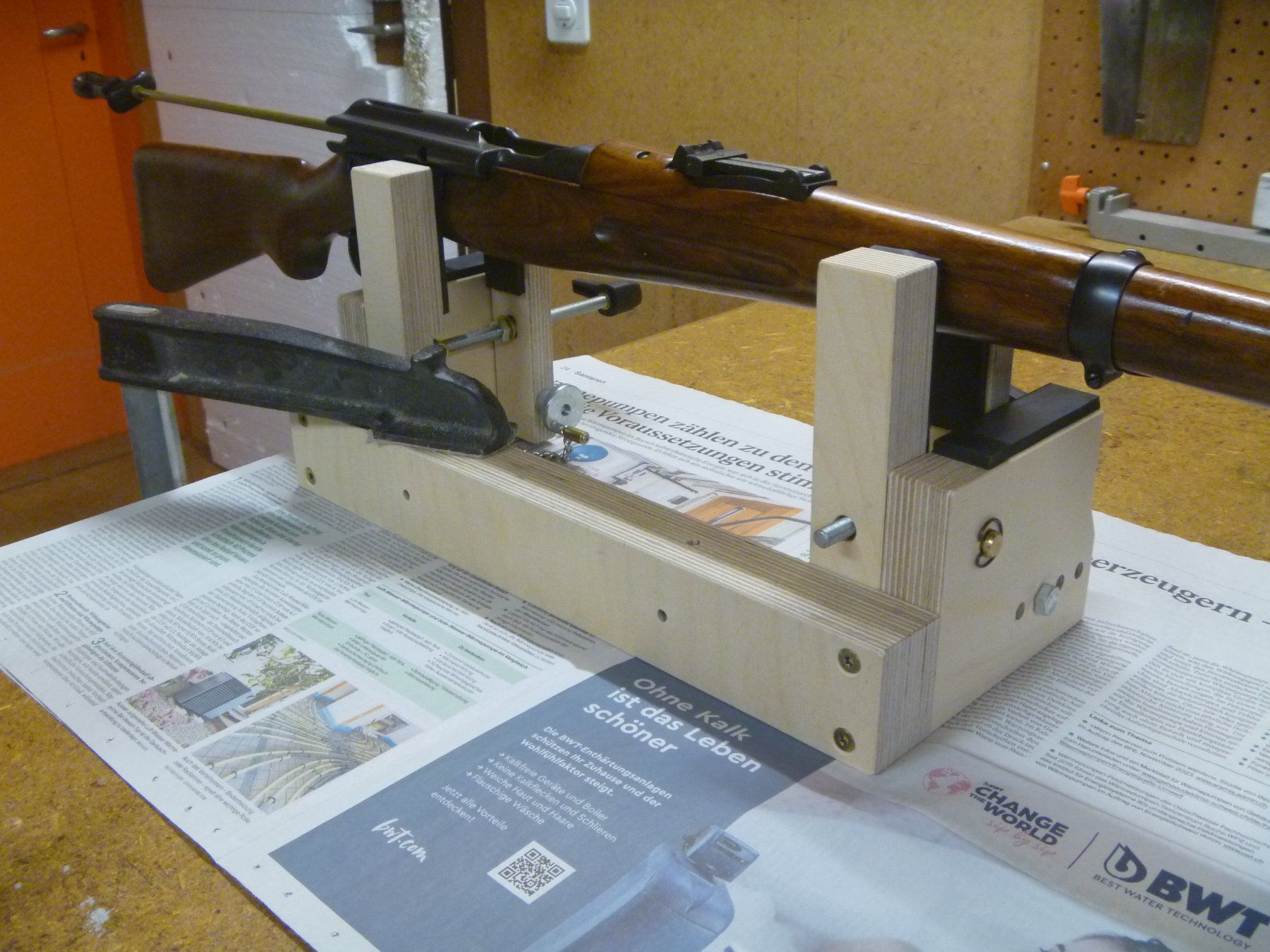 Attrezzatura & Pezzi di ricambio: Gewehrreinigungsböckli Langwaffen-Fix – Nuovo e nell'imballaggio originale da Rüti ZH venduto da baumchen 6