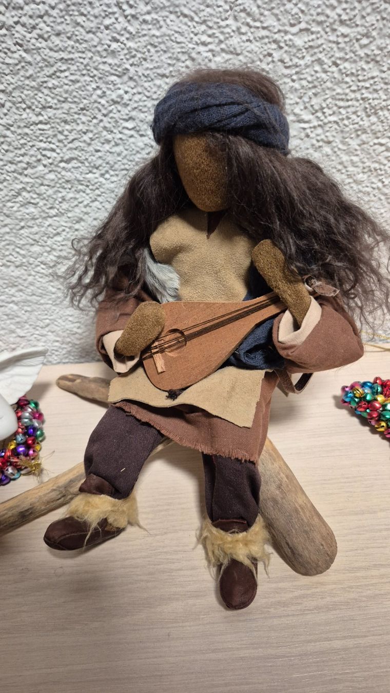 Statuette: Schwarzenberger Krippenfigur - Hirt mit Laute inkl. Holz – Usato da Jegenstorf venduto da arbon54 3