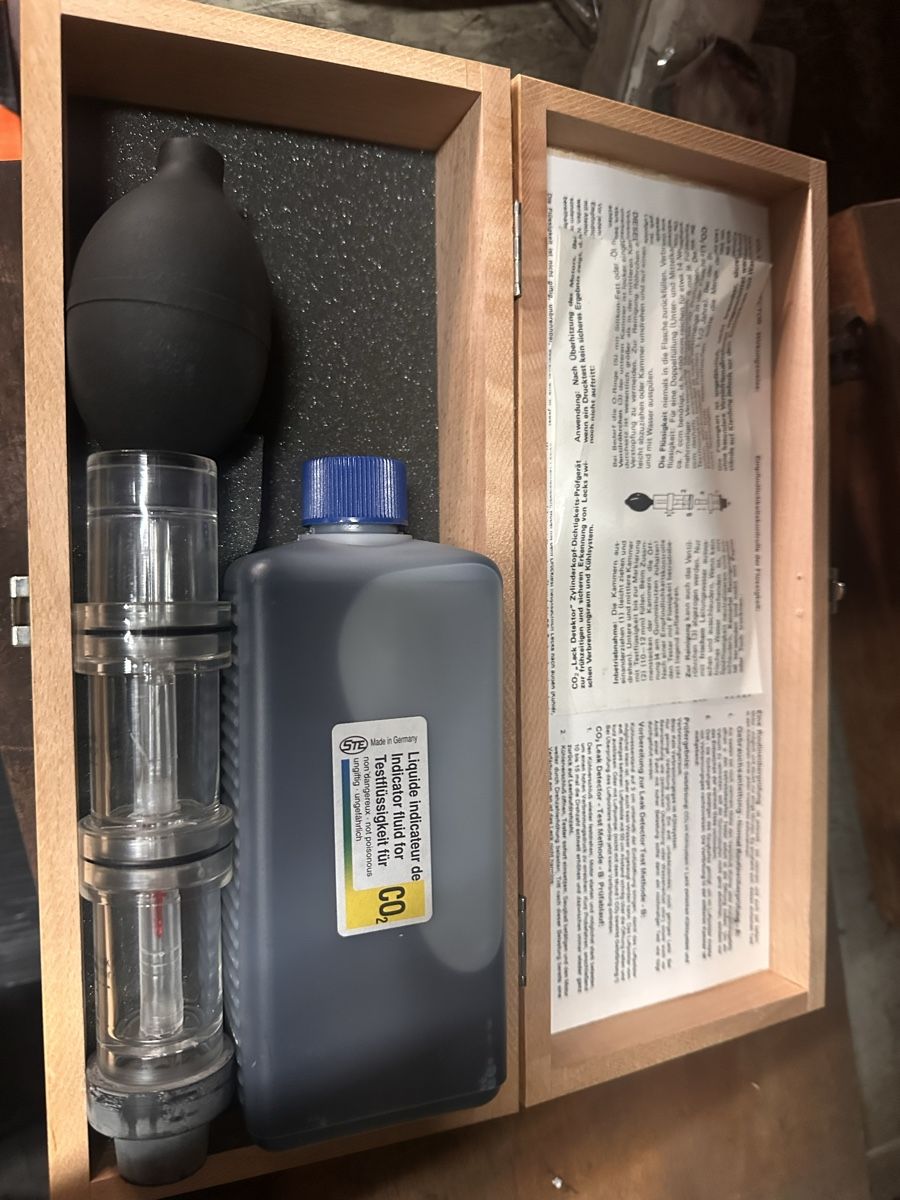 Misurare: Co2 Lecktester Neu – Nuovo (secondo la descrizione) da Roggwil BE venduto da urs_7lwn 1