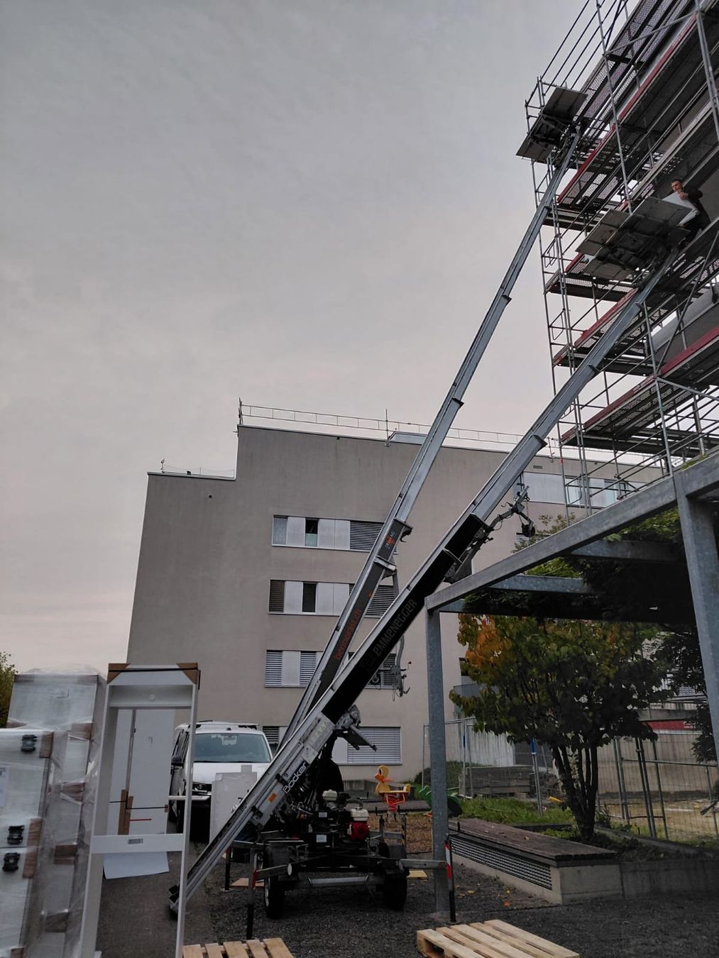 Altro per stoccaggio & trasporto: Böcker Simply HD 2019 – Usato da Sörenberg venduto da SimuA