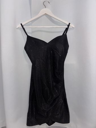 Vestito corto nero con brillantini nuovo