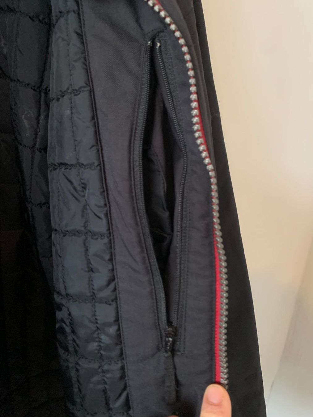 Oakley Giacche: Oakley Software jacket XL – Usato da Neuchâtel venduto da _Easy_to_Find_ 7
