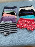 Marken Knabe  Unterwaesche Mix, Gr. S/4, Top Zustand!