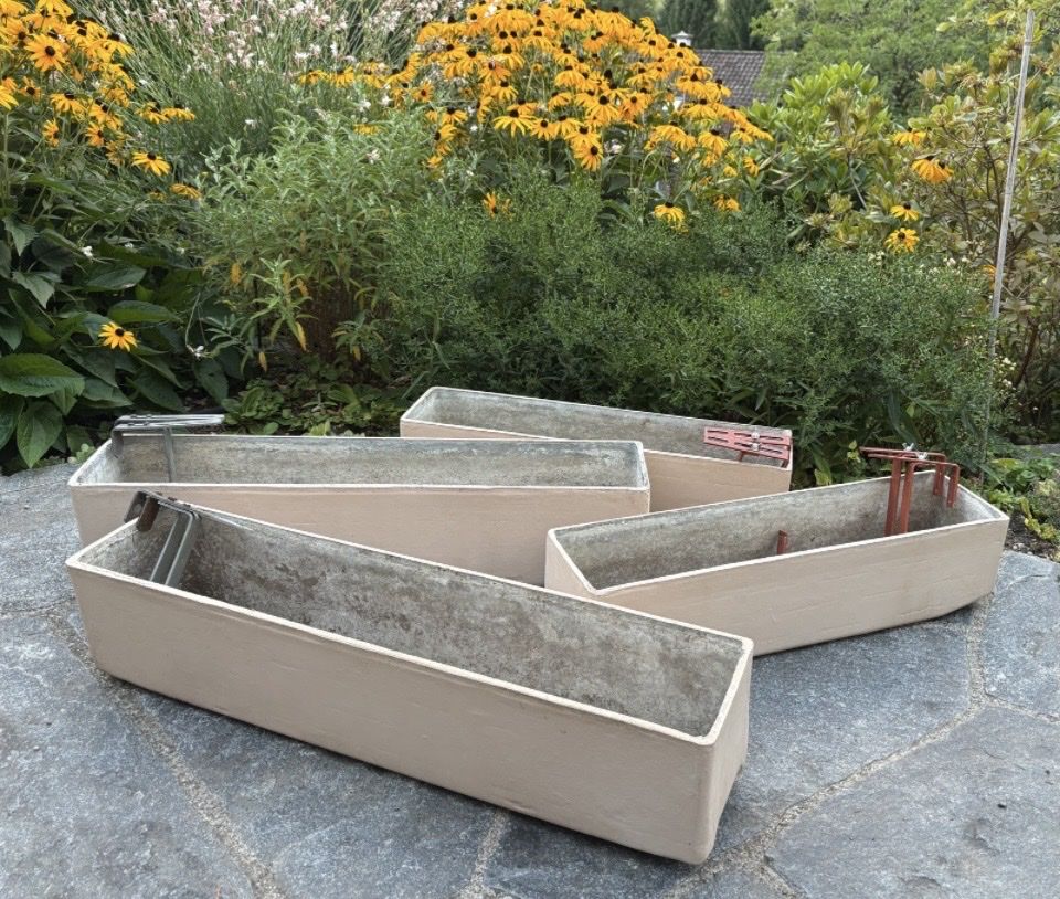 Eternit Vasi per fiori: Blumenkistli – Usato da Lyss venduto da rut_zw6t