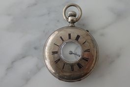 ANTIK TASCHENUHR ALLE 3DECKEL SILBER UHRLÄUFT.