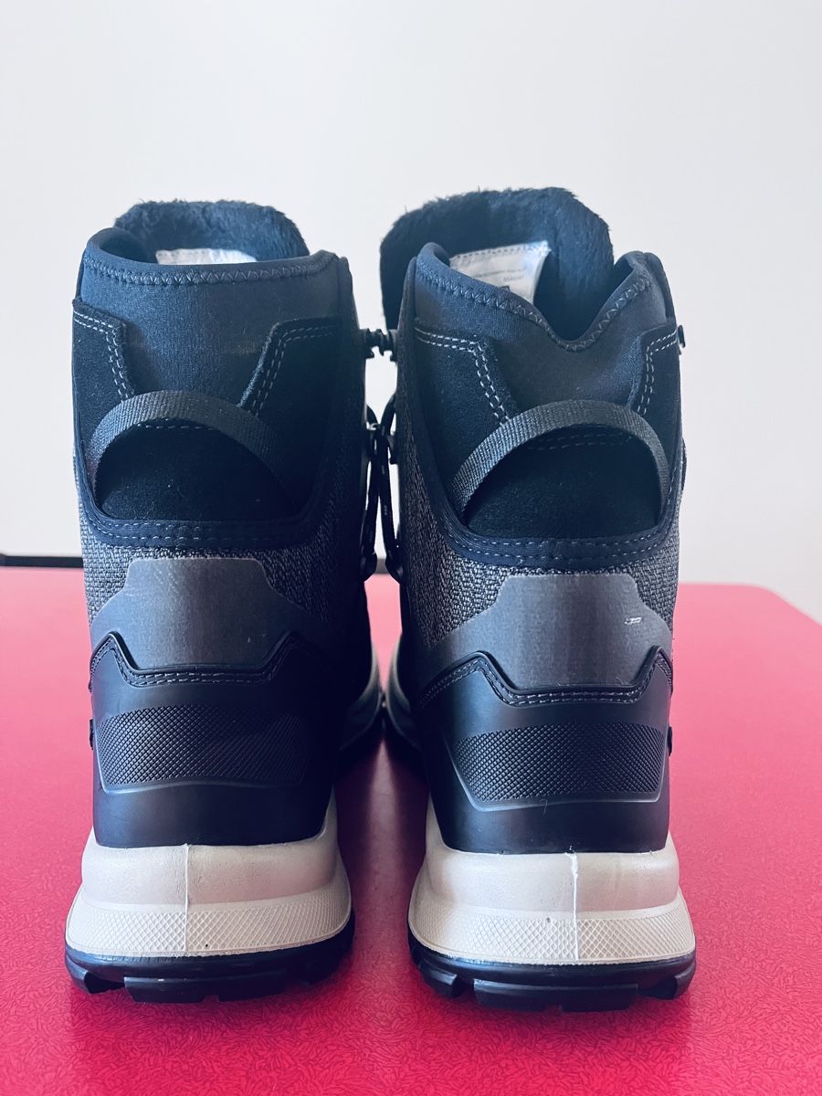 Decathlon Chaussures hommes: Quechua Winterwanderschuhe, Grösse 42 neuwertig! – Neuf (Voir description) à Wädenswil par Buddha8 8