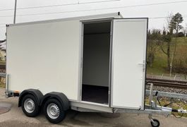 Kofferanhänger Vezeko weiss 3,5m Türe Kastenanhänger 3000kg