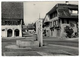 Ins, Dorfbrunnen, gelaufen 1966