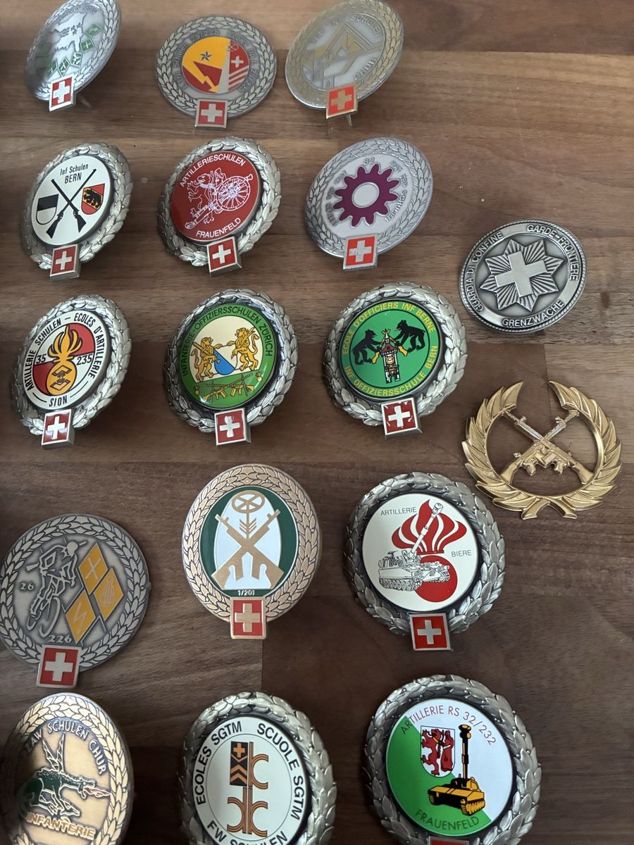 Medaglie: Schweizer armee 37 emblem aus sammlungs liq – Usato da Oberiberg venduto da reimet 3
