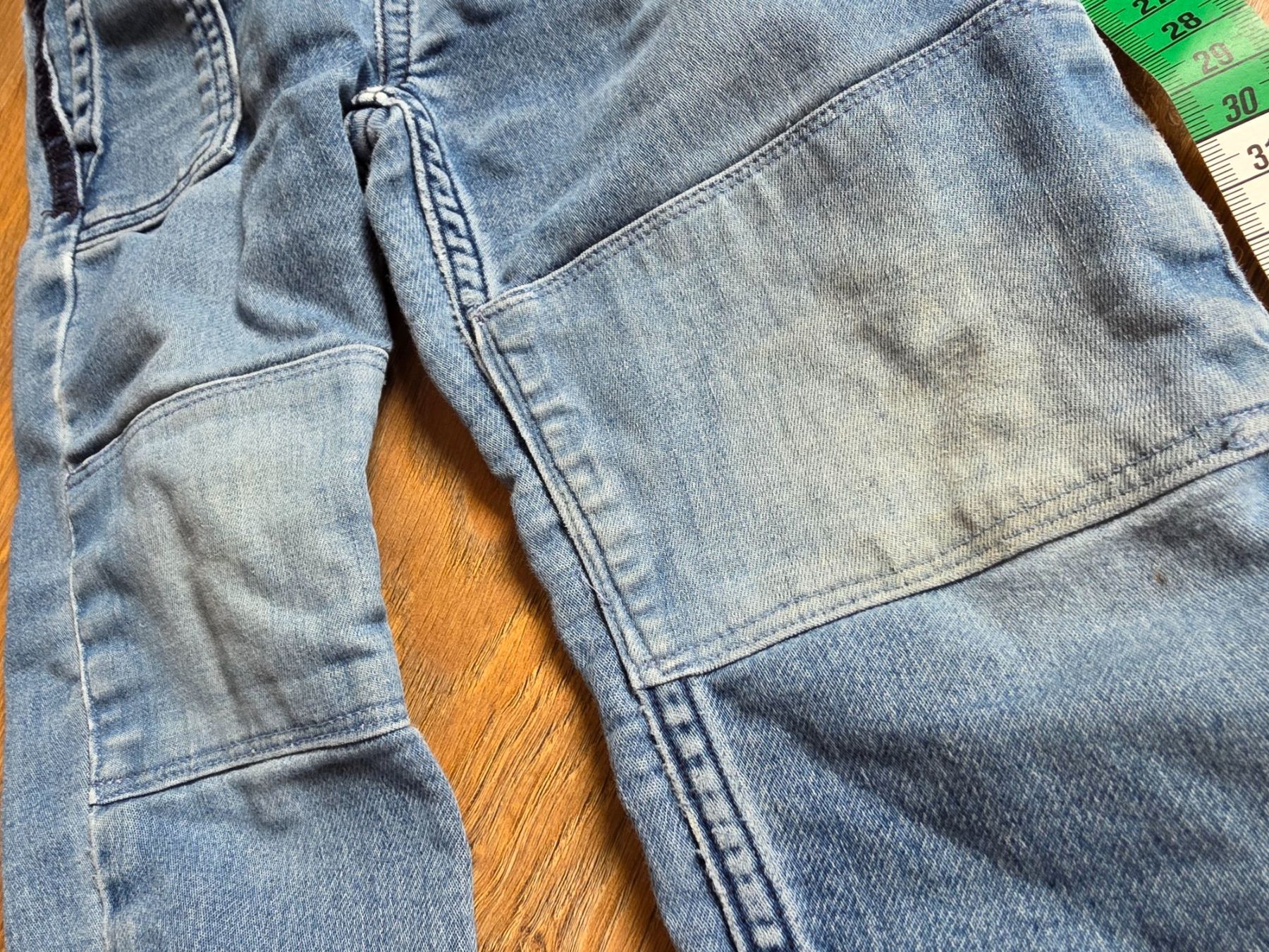 Pantaloni: Jeans, Hose Gr. 98 - zum Austragen – Usato da Nebikon venduto da Japostyle 4