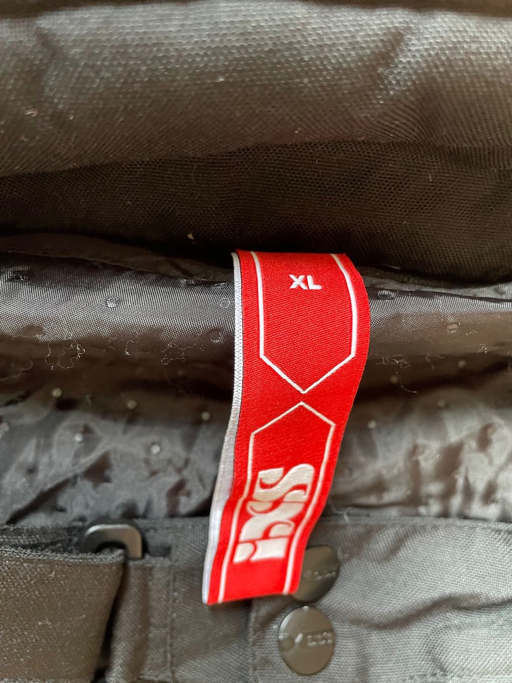 IXS Pantalons: Textil-Motorradhose IXS – D'occasion à Oberbüren par sim_6n6s 1