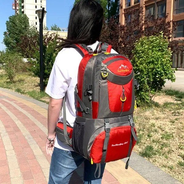 Zaini: Wasserdichter Kletter-/Wanderrucksack 60 L (rot) – Nuovo e nell'imballaggio originale da Bad Ragaz venduto da ejukova 1