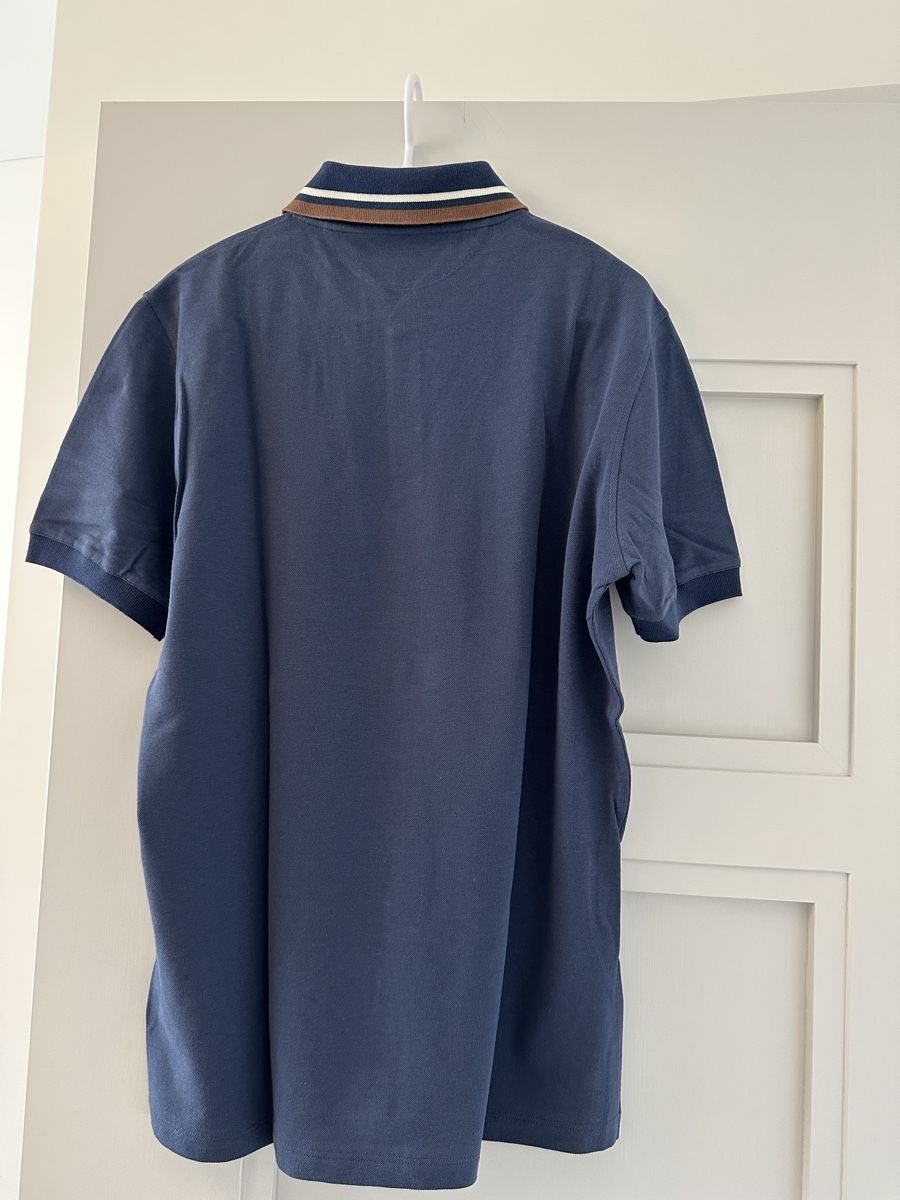 Brunello Cucinelli T-shirt: Brunello Cucinelli Polo Shirt – Usato da Zürich venduto da juz_2t2j 2