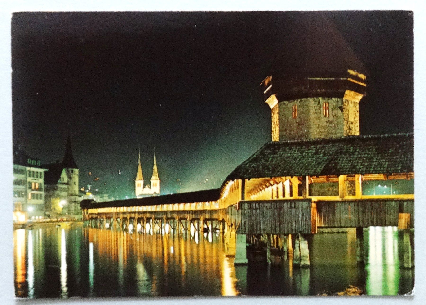 Cartoline postali: Kapellbrücke mit Hofkirche – Difettoso da Fétigny venduto da Billy2miny