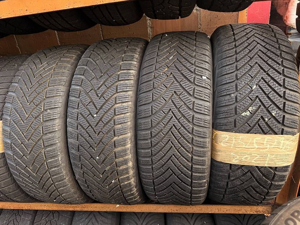 Pneumatici & Ruote complete: 4 Winterreifen 215/ 55 / 16   – Usato da Udligenswil venduto da Sch2s