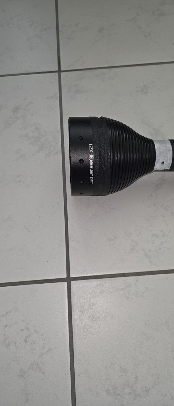 Ledlenser Lampade: Led Lenser X21 – Usato da Aarburg venduto da Se20 1