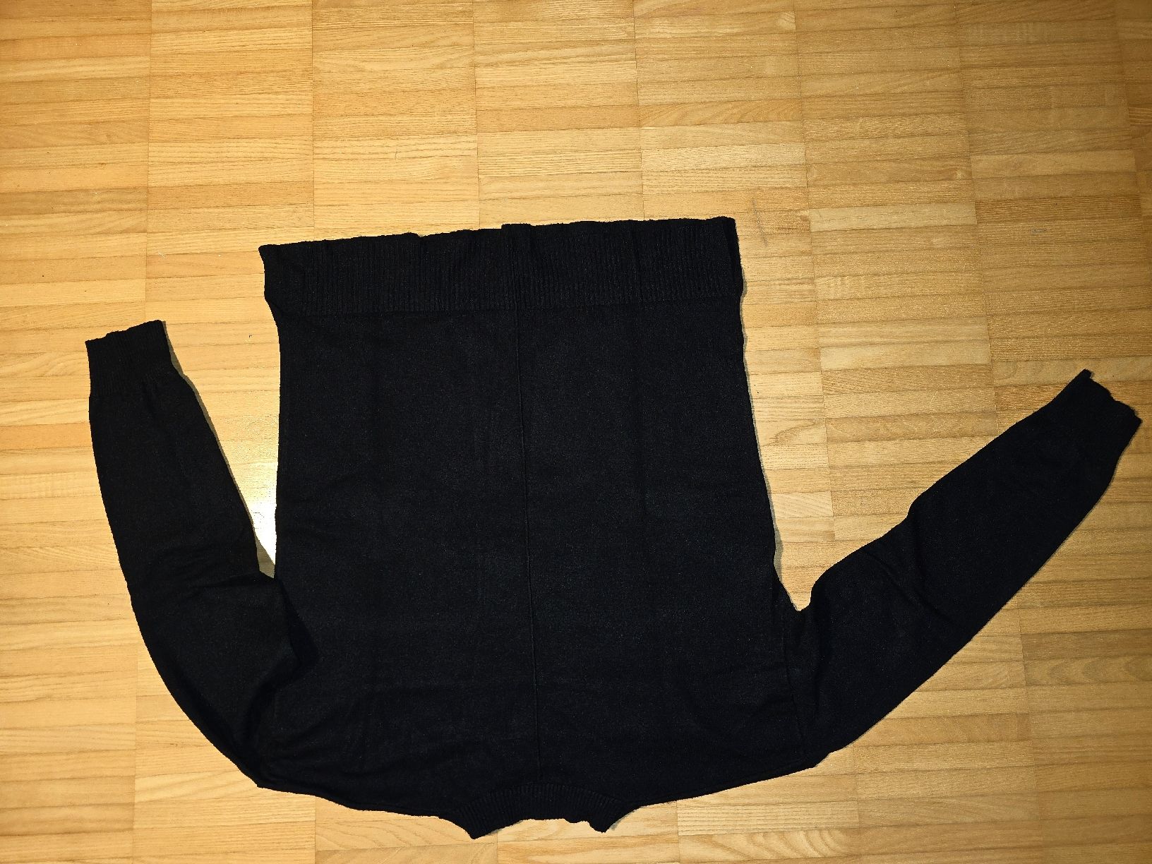 Maglioni & Felpe: Schwarzer Strickpullover Damen, Grösse XS – Usato da St. Gallen venduto da A.W.128 3