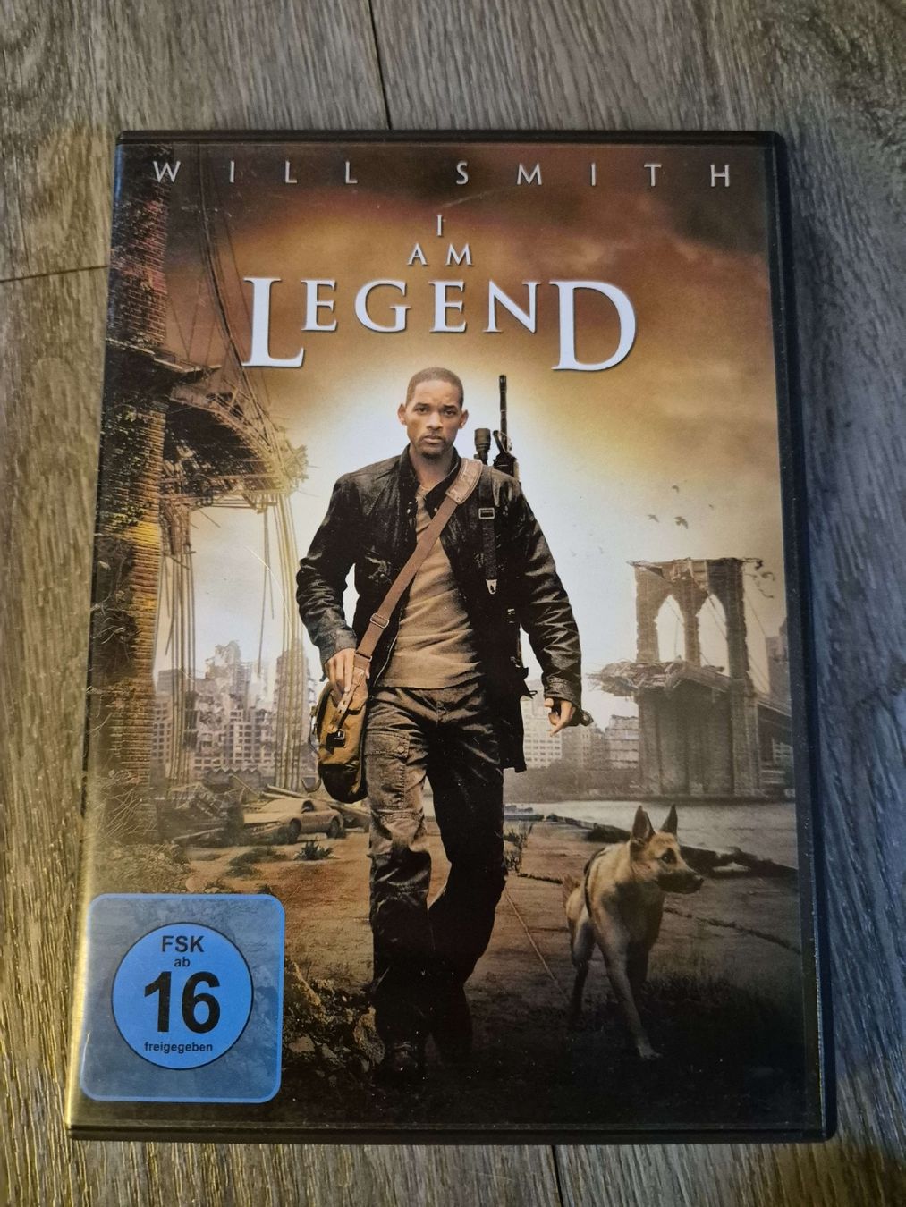 Alle DVDs: DVD I Am Legend - Will Smith – Gebraucht aus Solothurn von Daniel_SO
