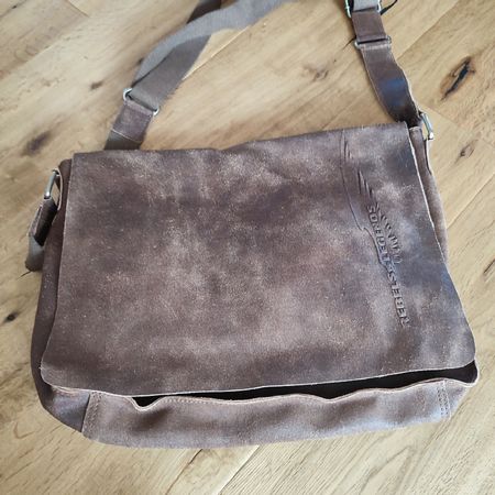 Umhaengetasche Rebel Legends Leder braun NEU