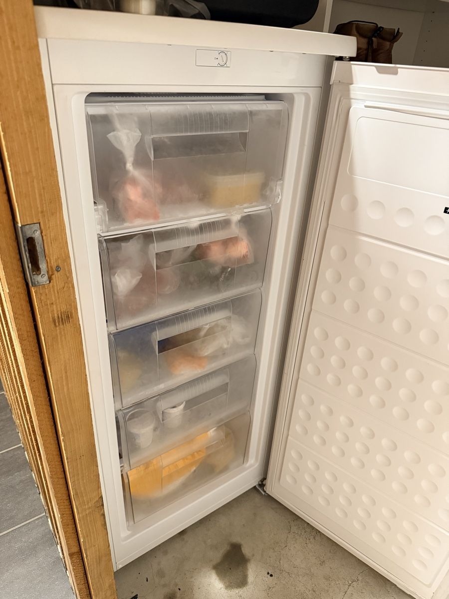 Congelatori: Tiefkühlschrank  – Usato da Muri b. Bern venduto da Huca75 2