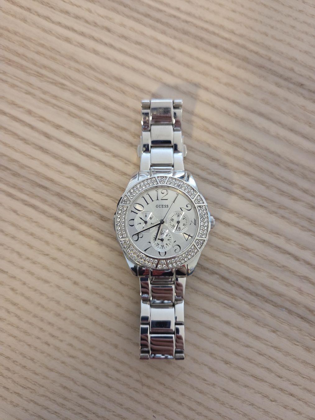 Guess Uhren: GUESS Uhr – Gebraucht aus Schlieren von lou_syd08