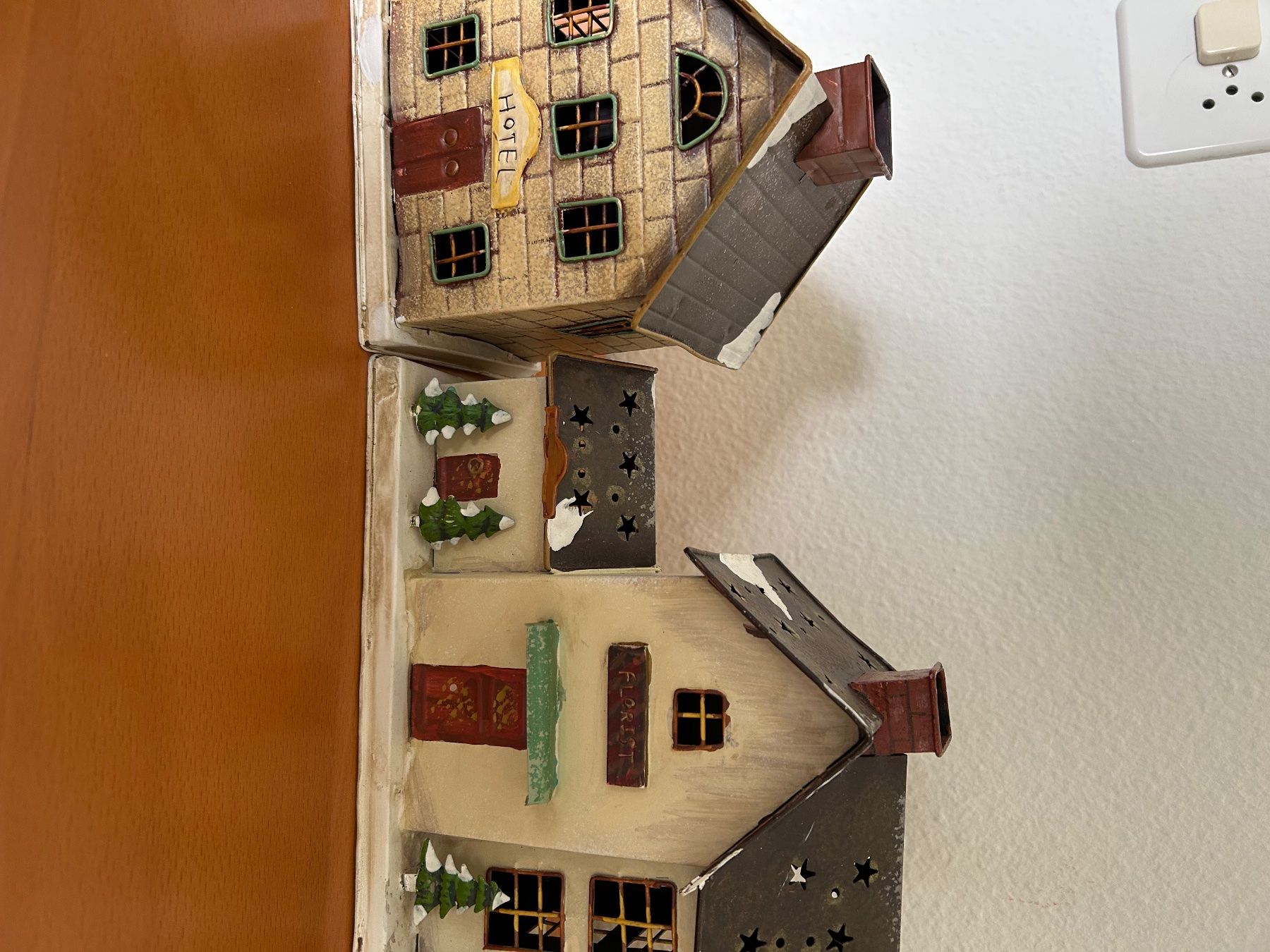 Tutte le decorazioni: altes  Blech Adventsdorf – Usato da Olten venduto da Pablo7 3