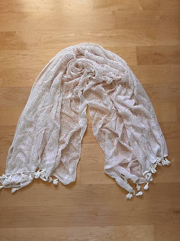 Foulards, Tücher & Schals: Lightweight patterned scarf from NafNaf – Gebraucht aus Affoltern am Albis von mat_vrk7