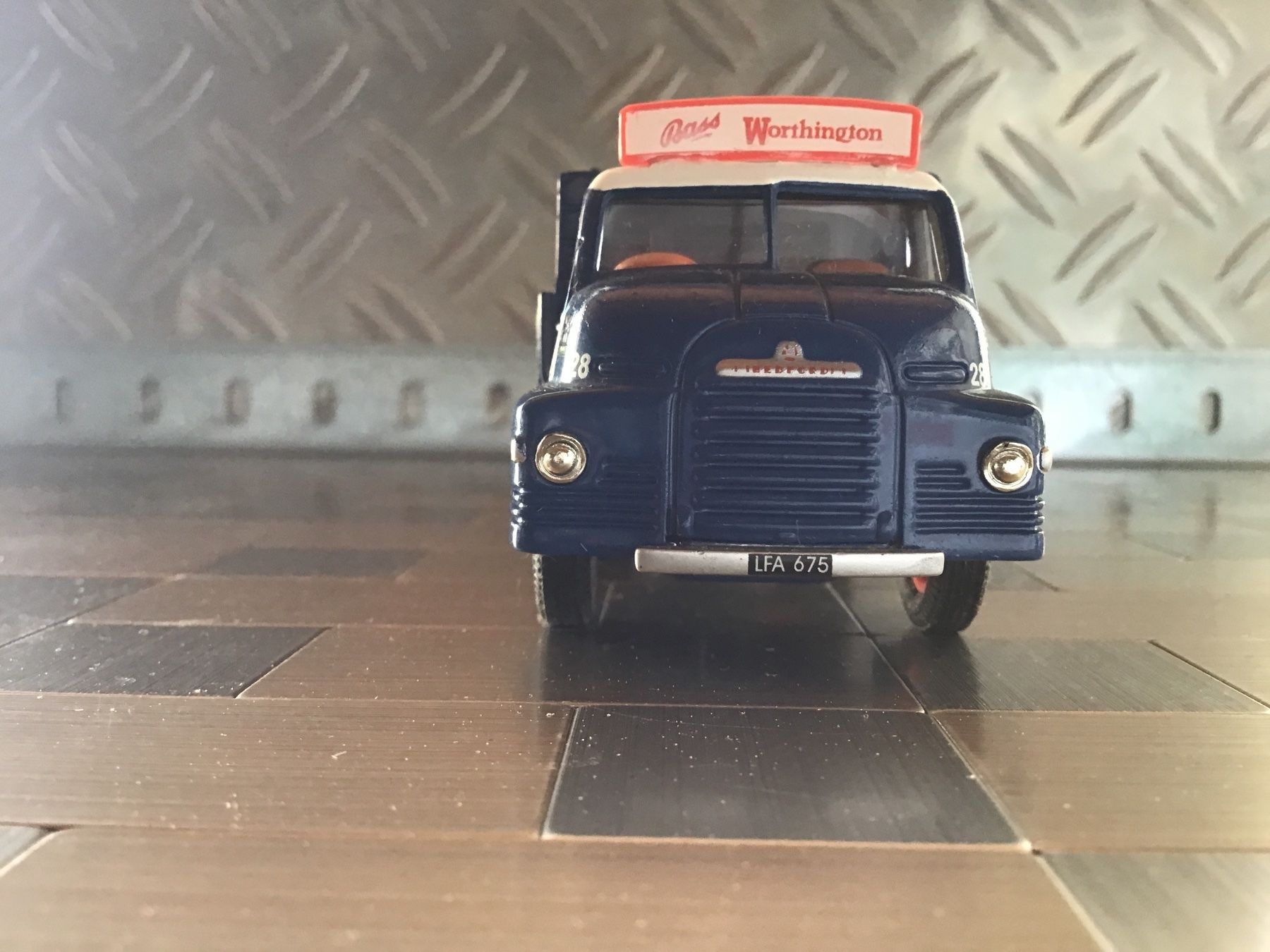 Kit di modellismo & Modellini statici: CORGI  CLASSICS THE BREWERY COLECTION – Usato da Männedorf venduto da Spezial-Modelle 2