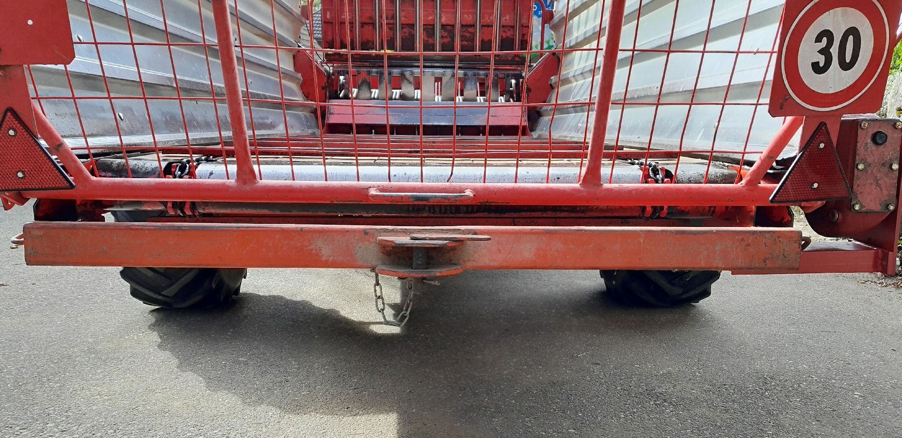 Tutte le macchine: Ladewagen Pöttinger Trend – Usato da Geuensee venduto da jon_m8w6 6
