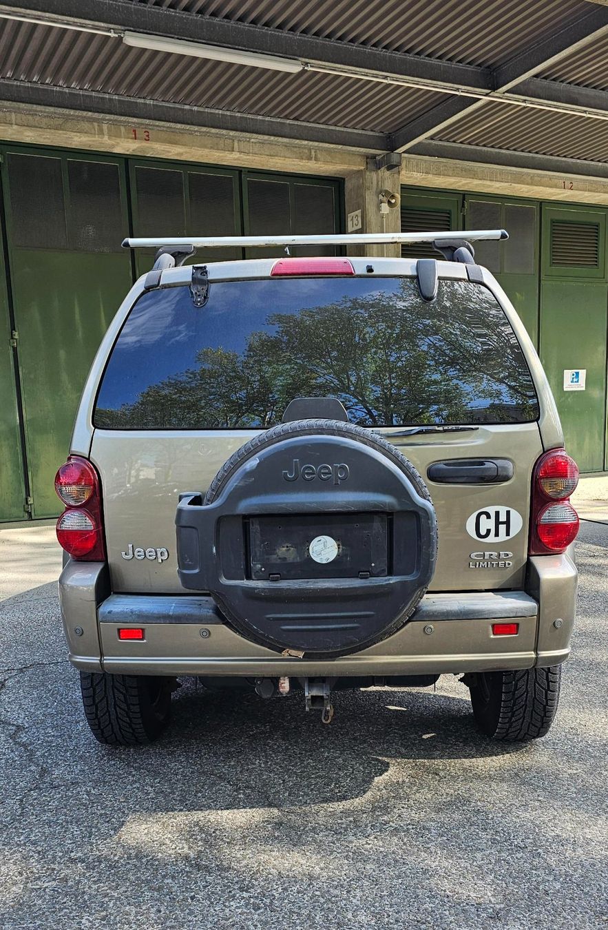 Sgombero neve: Jeep Cherokee 2.8 CRD mit Schneepflug – Usato da Staad SG venduto da Weizenahoi 2