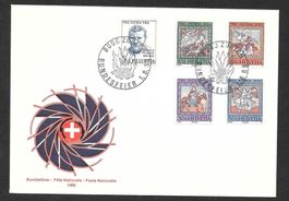 Abart Pro Patria 132.2.01 verbreiteter Scheitel Sonderbrief