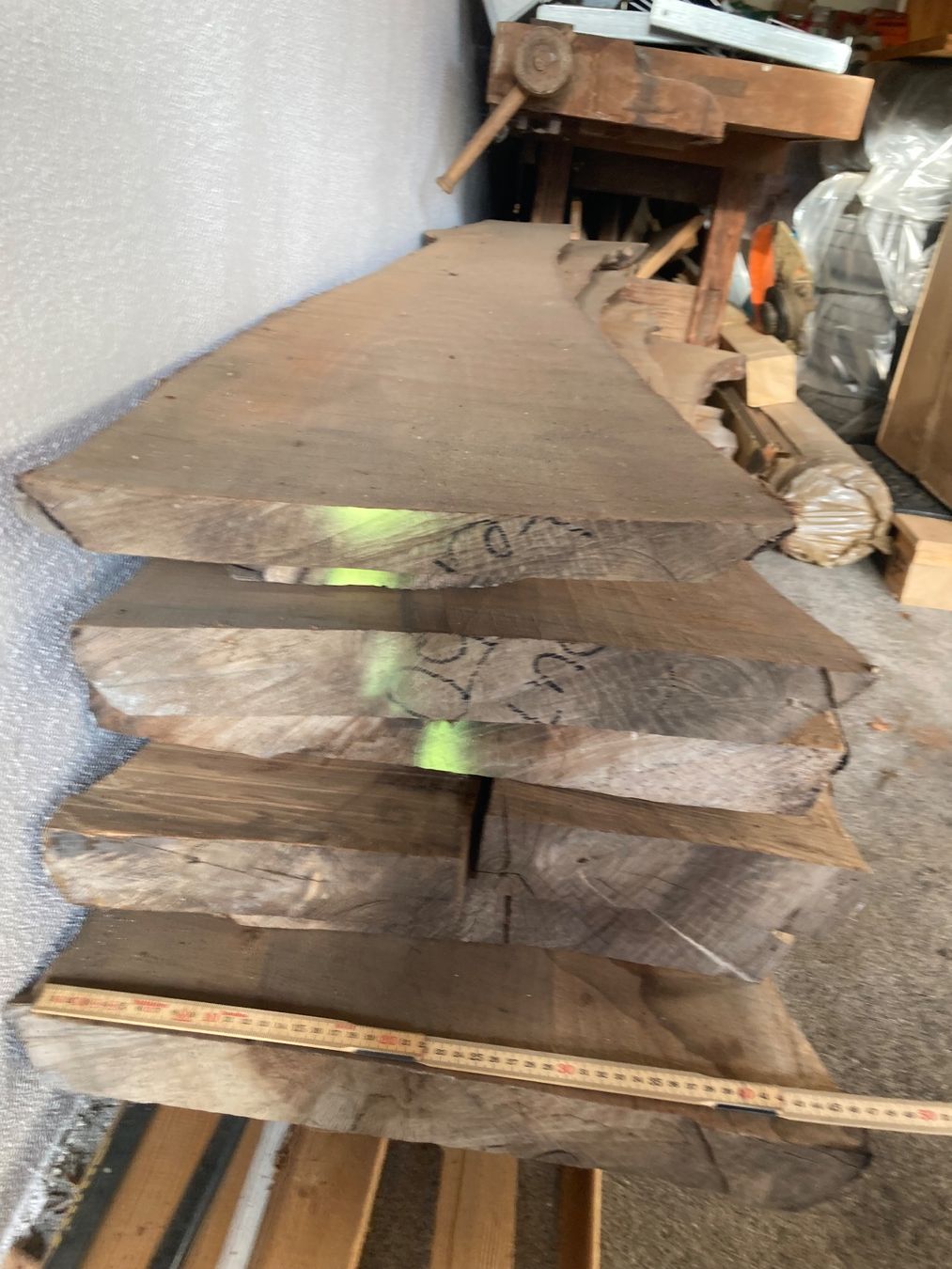 Articles en bois: Nussbaum Stamm – D'occasion à Mettmenstetten par Heretofly