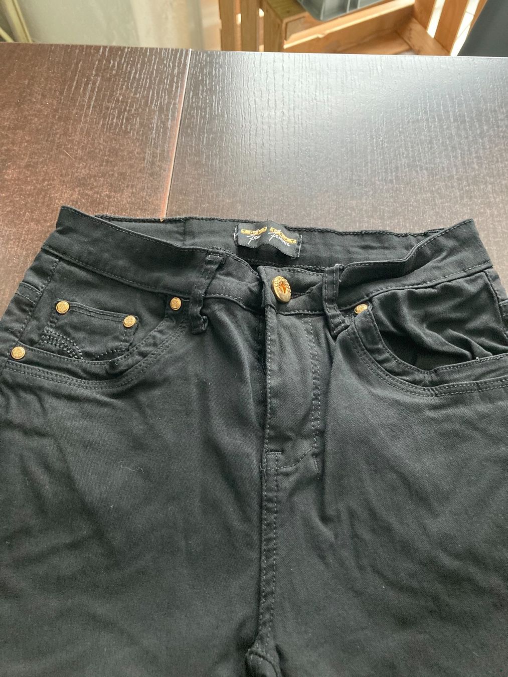 Pantalons: Pantalon noir neuf taille S – Neuf (Voir description) à Domdidier par qatar1973 1