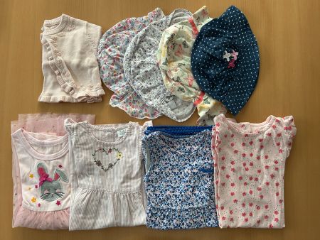 Mädchen Kleiderpaket Gr. 92 Sommerkleider, Sonnenhüte