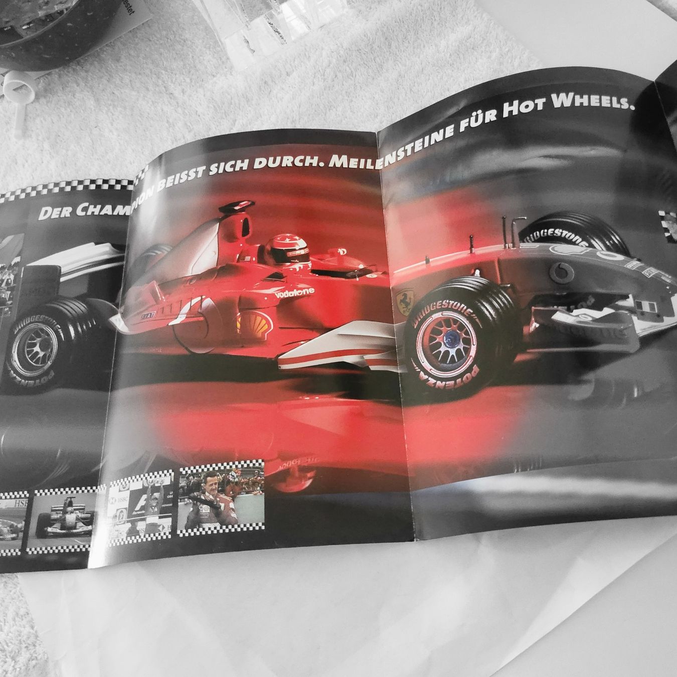 Hot Wheels Modellini d'auto: 2 Flyer PR Hotwheels Modellauto 1:18 Strasse Formel 1 – Nuovo (secondo la descrizione) da Unterägeri venduto da 0alfa0