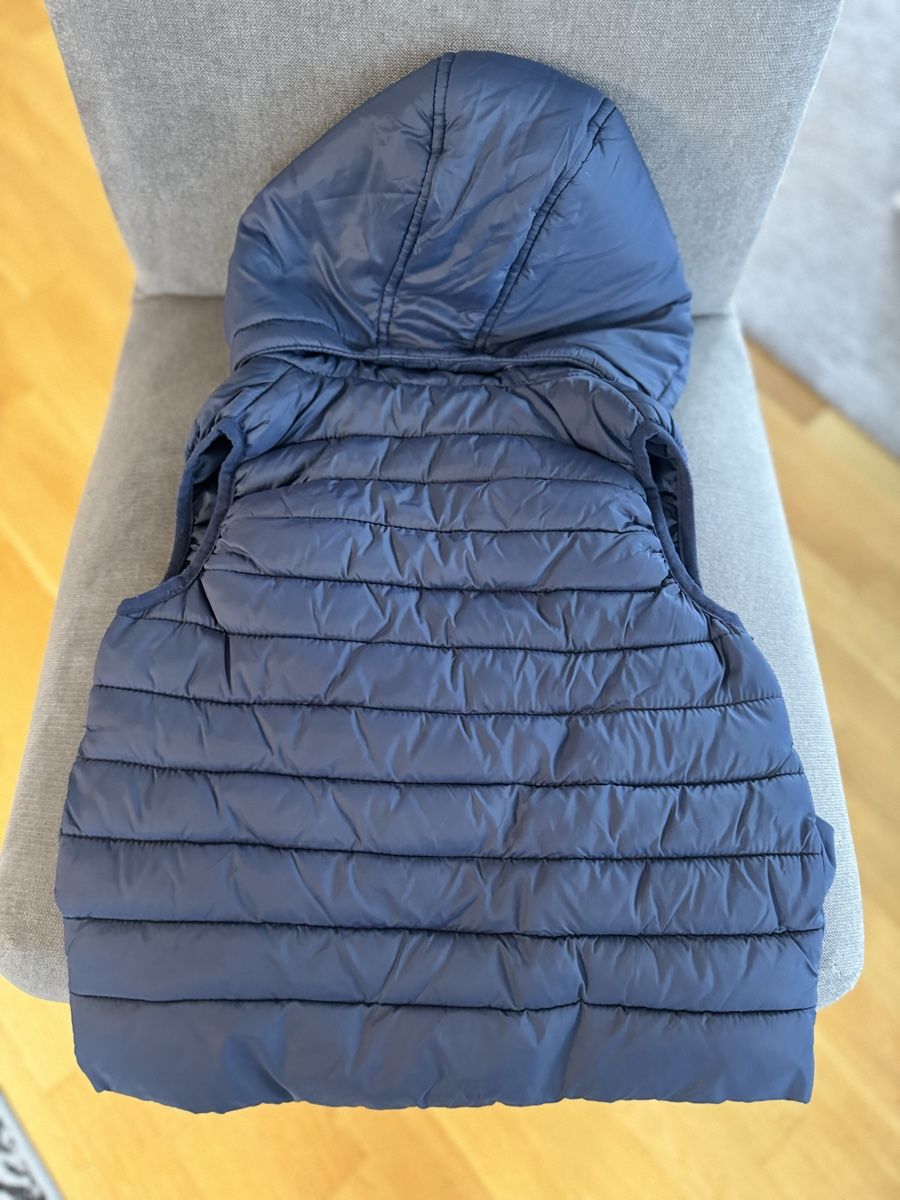 Altro abbigliamento per bambino: Gilet Gr. 116 – Usato da Otelfingen venduto da cos_j6c8 1