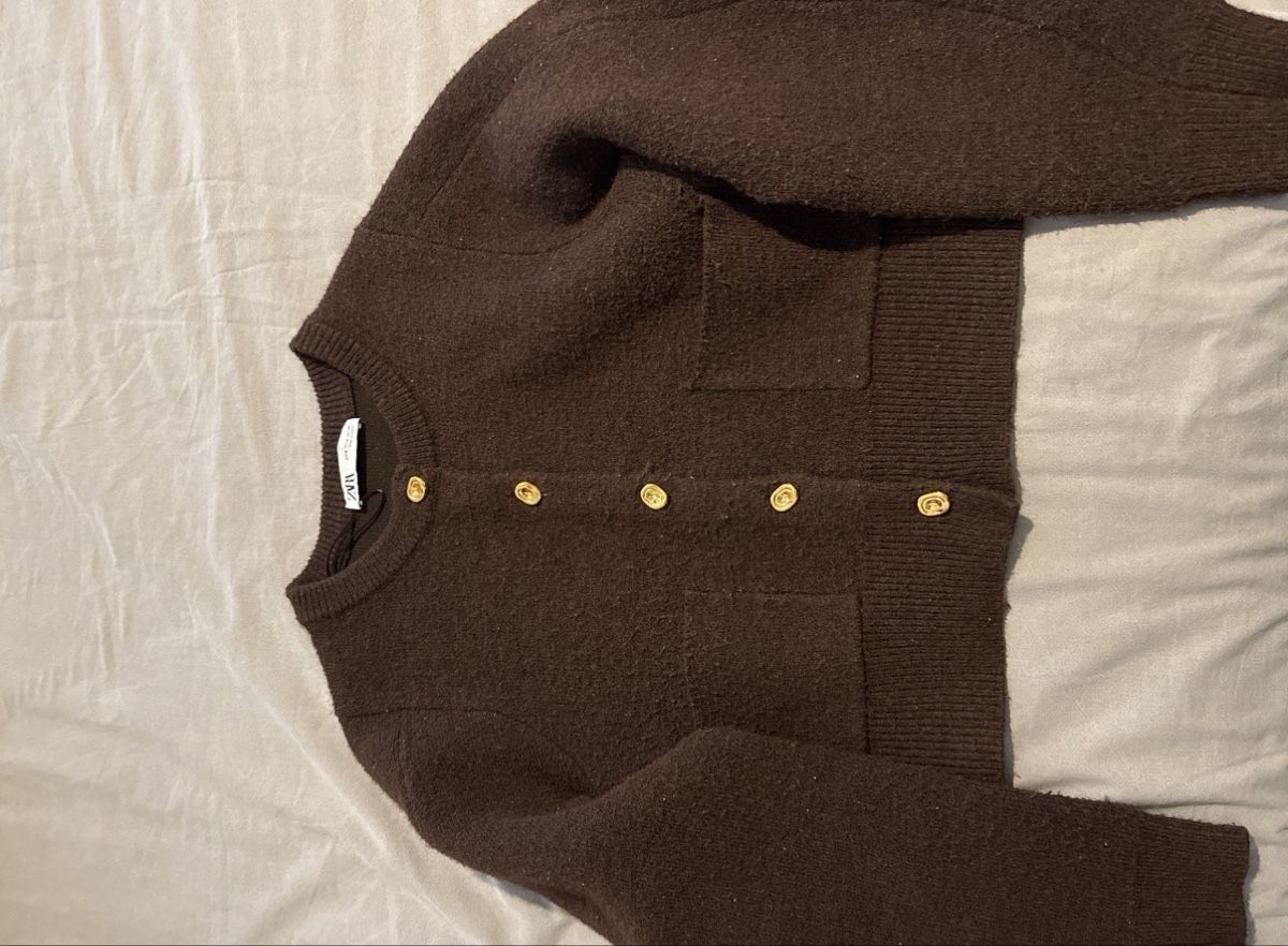 Zara Maglioni & Felpe: CARDIGAN MARRON À BOUTONS DORÉS – Usato da Monthey venduto da van_jbc7