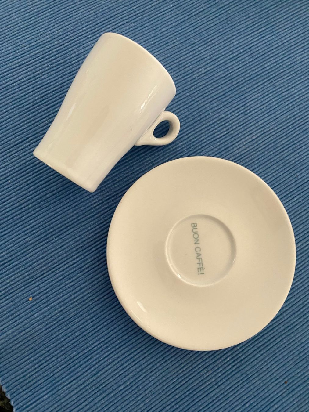 Tassen: 3 Delizio Espressotassen & Unterteller. – Neu (gemäss Beschreibung) aus Allenwinden von Obalu