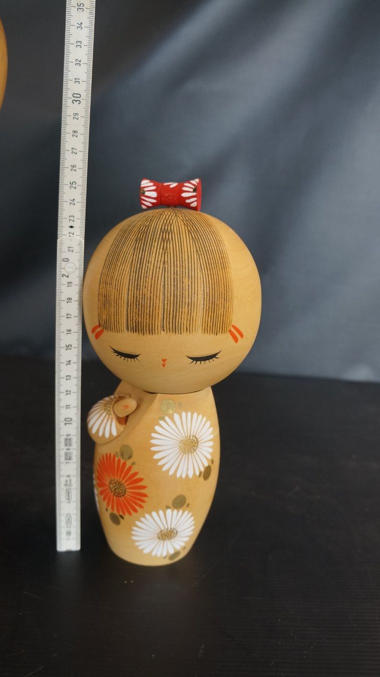 Statuette: Kokeshi Holzpuppe – Usato da Basel venduto da bk_brockibasel 6