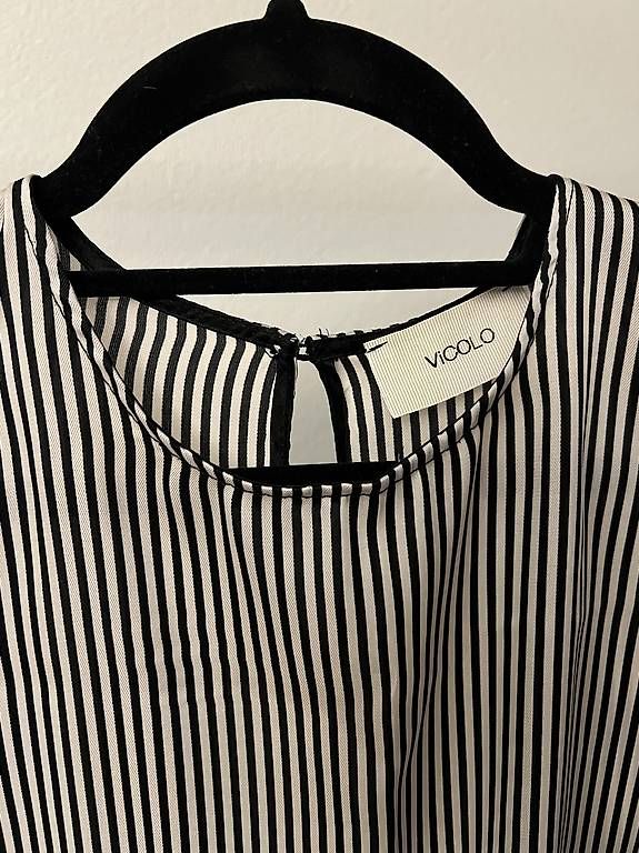Top: Casacca a righe – Nuovo (secondo la descrizione) da Luzern venduto da mic_99vf