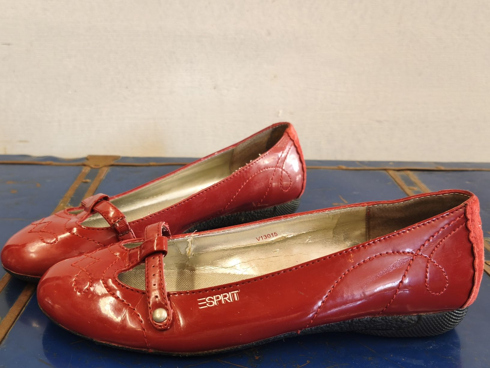 Esprit Damenschuhe: Ballerinas rot Lackleder Grösse 39 Esprit – Gebraucht aus Emmetten von SecondhandSiska 1
