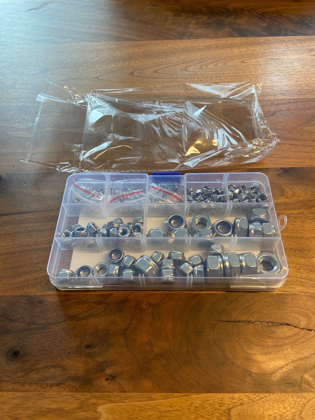 Quincaillerie: 265Pcs. Edelstahl  Nylock Mutter Mutter Hex Nylon Einsatz – Neuf avec emballage d'origine à Seon par Aaargauer01 3