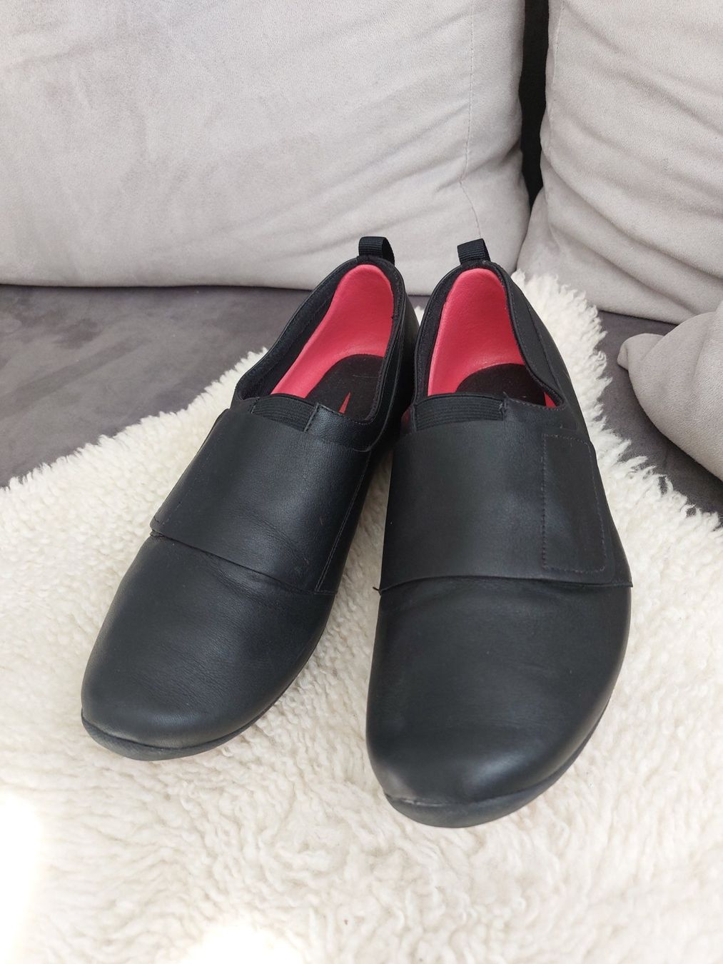 Nike Damenschuhe: Nike Slippers Gr. 38.5 – Gebraucht aus Balterswil von Steineparadies