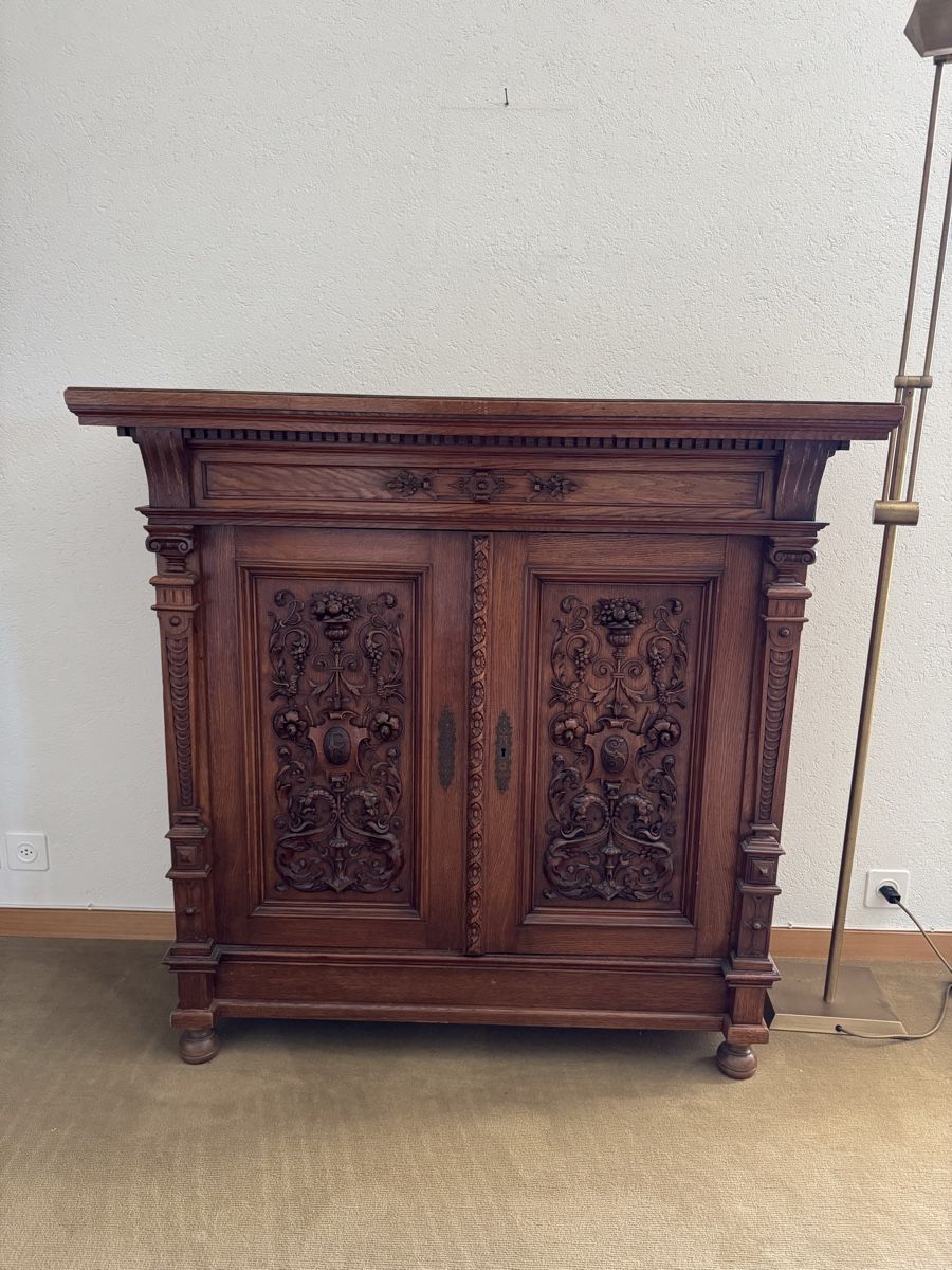 Büffets: Buffet Renaissance Henri II – Gebraucht aus St-Légier-Chiésaz von joe_5gxd