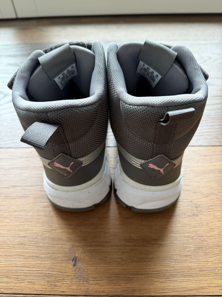 Puma Schuhe für Mädchen: Winterstiefel Mädchen – Gebraucht aus Pfäffikon ZH von aveo14 2