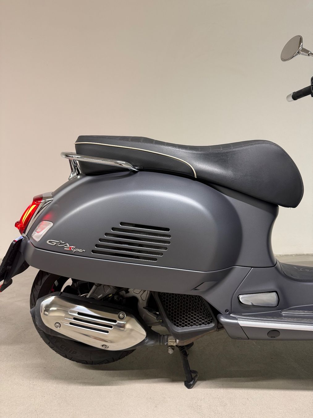 Vespa Scooter: Vespa GTS 125 – Usato da Basel venduto da mir_mx5k 5