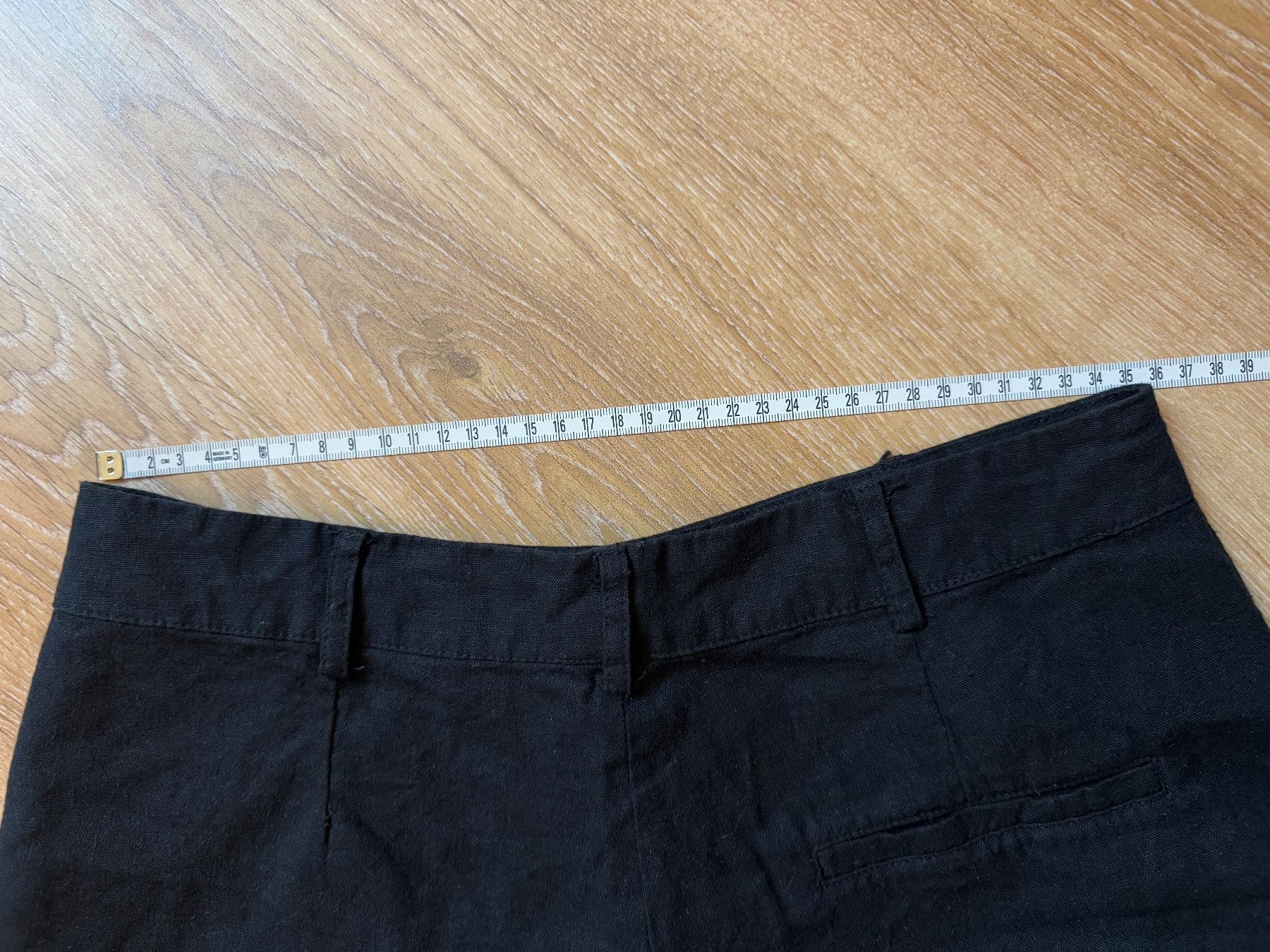 Pull&Bear Pantaloni: Short d’été noir lin Pull & Bear, t.36/S – Usato da Tavannes venduto da Thriftshop 5