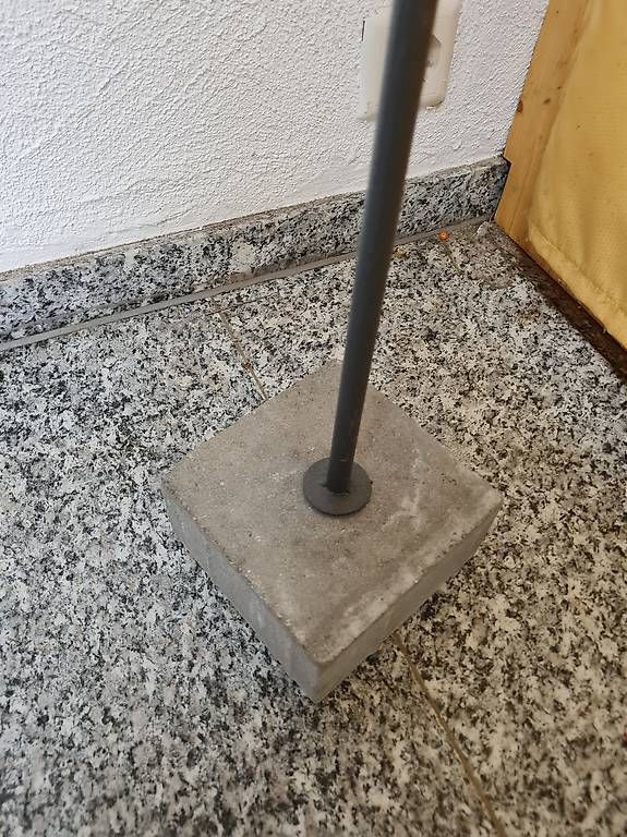 Toutes les décorations: Metallherz mit Sockel  – D'occasion à Kriens par LotusOase 1