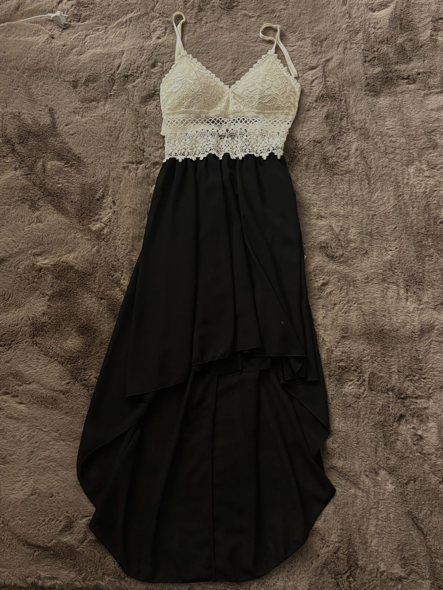 Vestiti: Sommerliches Maxikleid mit Spitze – Nuovo (secondo la descrizione) da Meilen venduto da vivi2377